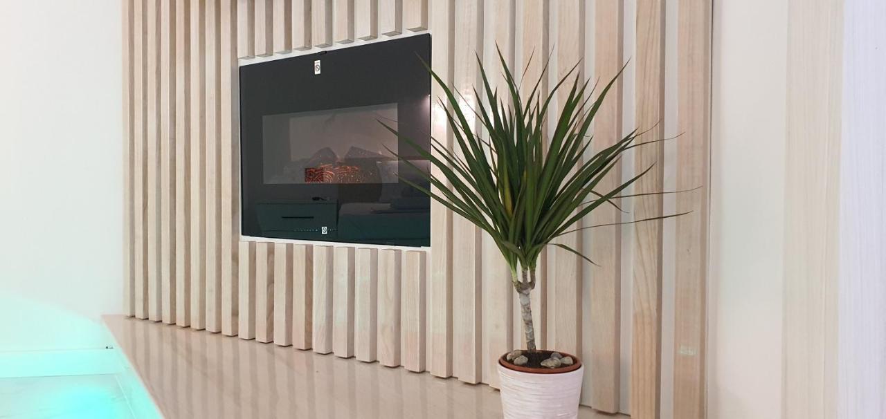 Hotel Pansion Eden Nisz Zewnętrze zdjęcie