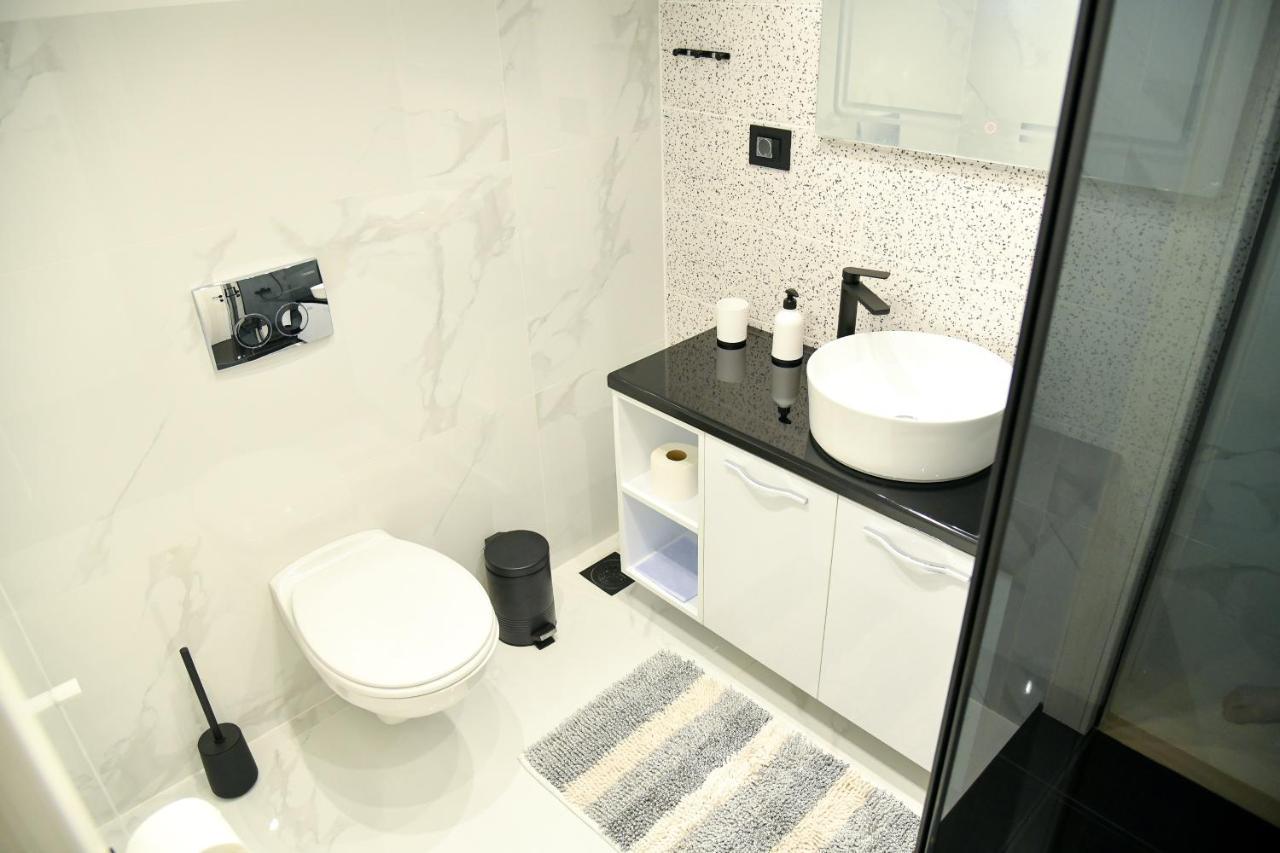 Hotel Pansion Eden Nisz Zewnętrze zdjęcie