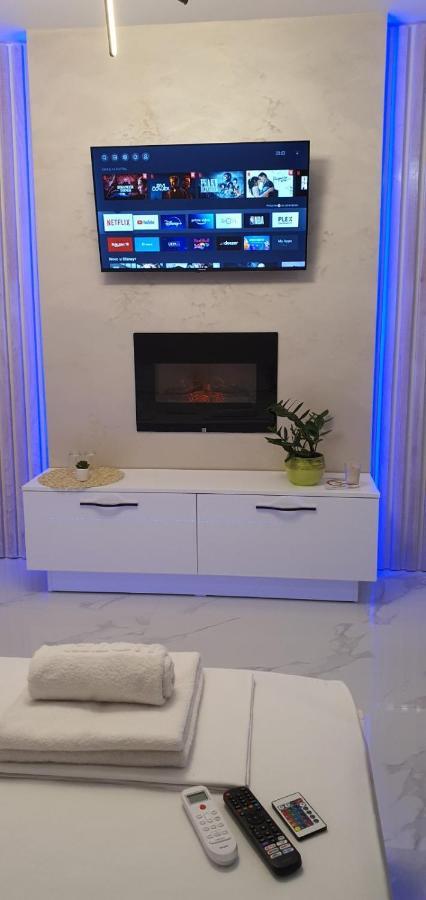 Hotel Pansion Eden Nisz Zewnętrze zdjęcie